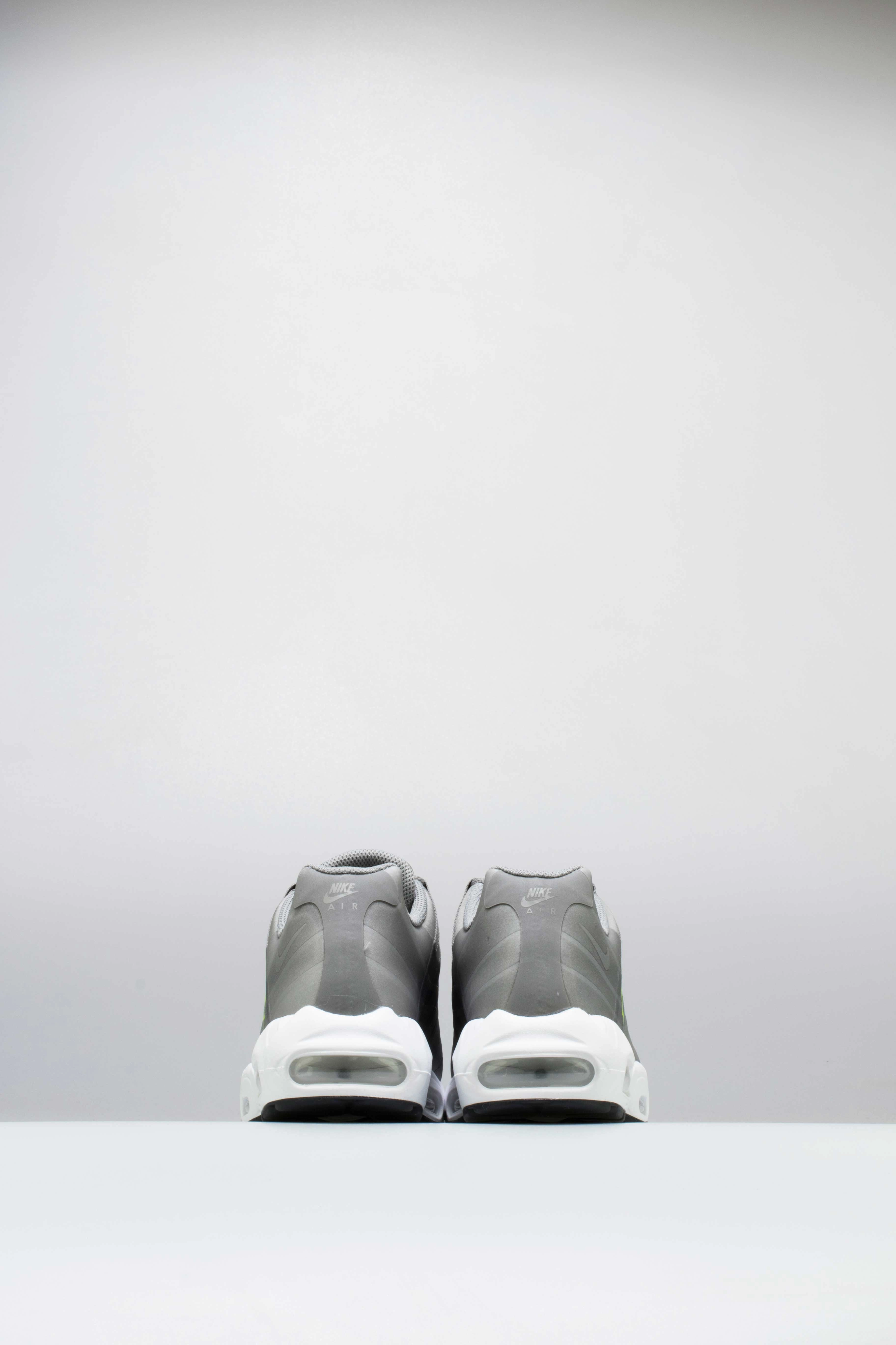 Air Max 95 Nx Gpx Volt Mens Shoe - Dust/Volt Dark Pewter/White