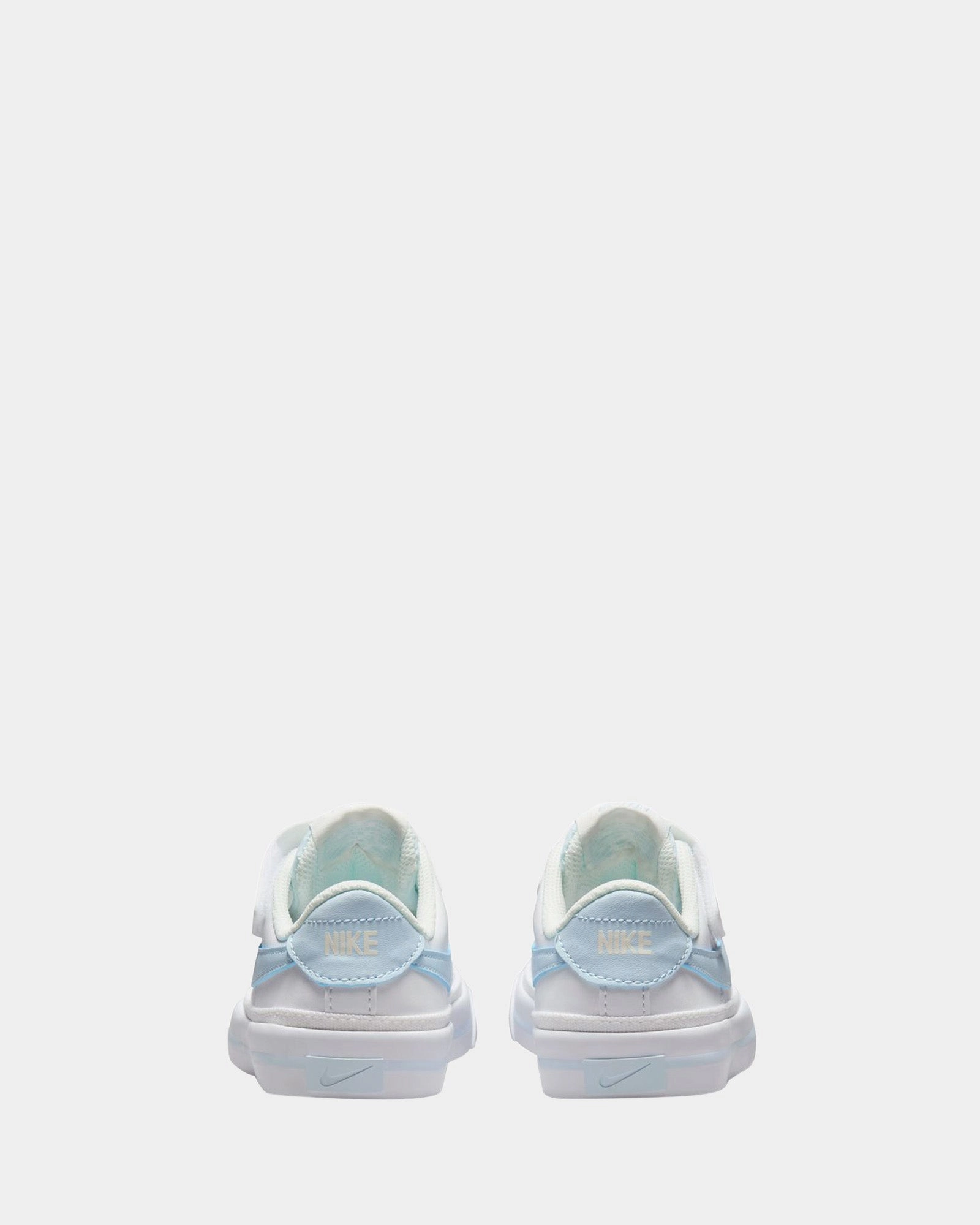 Court Legacy Pre-School White/Blue Tint/Sail