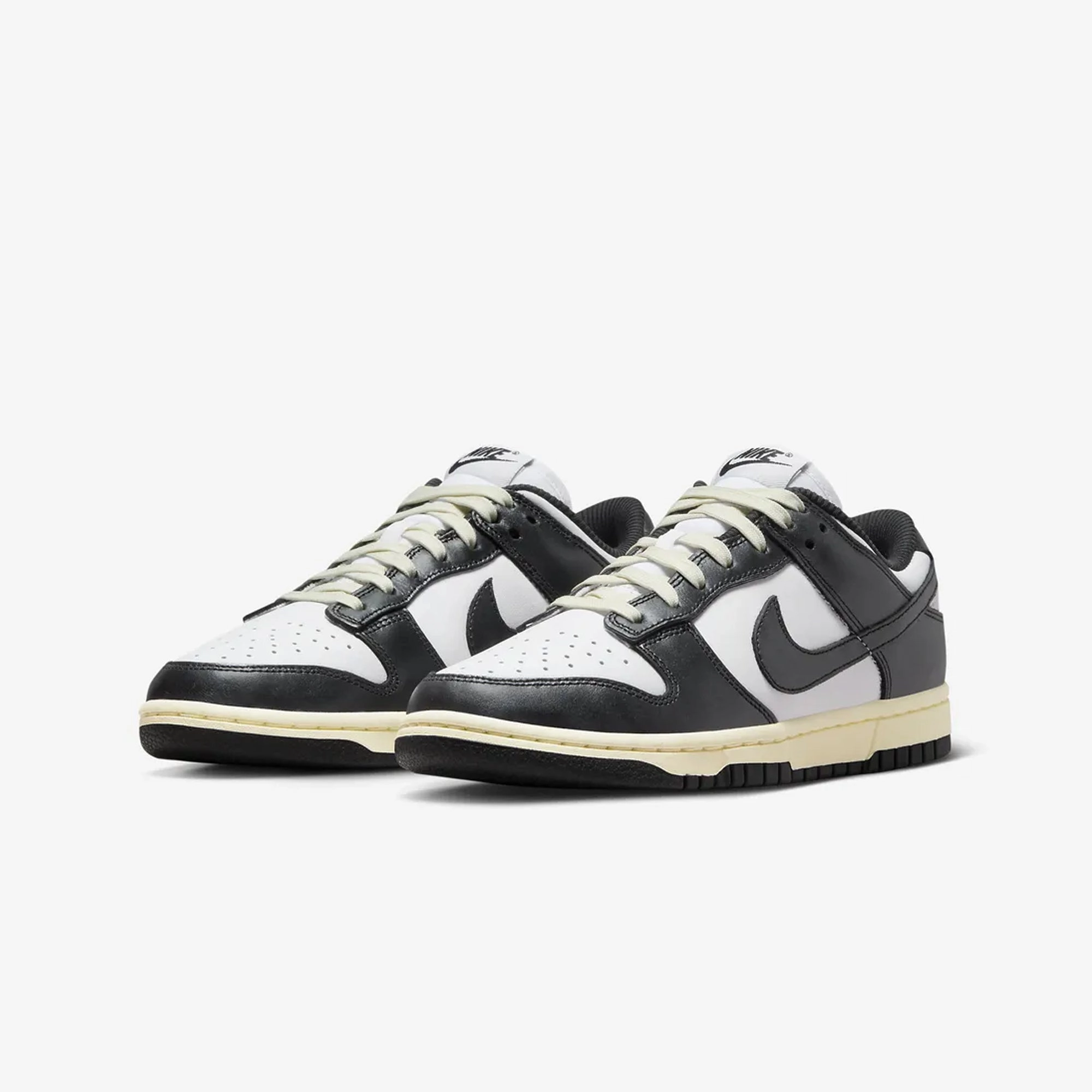 Nike | DUNK LOW PREMIUM  { WHITE/BLACK-COCONUT MILK