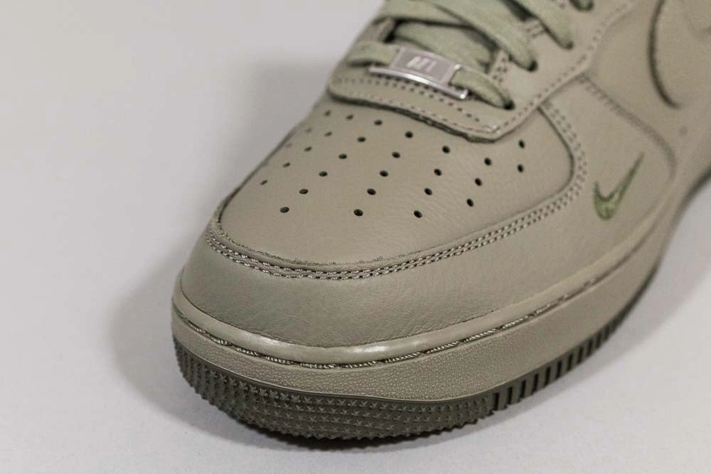 Nike Air Force 1 '07 LV8 'Light Army'