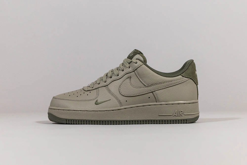 Nike Air Force 1 '07 LV8 'Light Army'