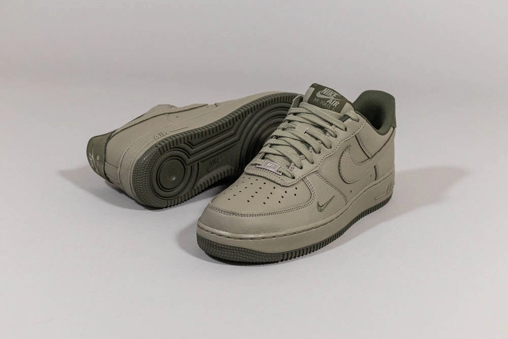 Nike Air Force 1 '07 LV8 'Light Army'