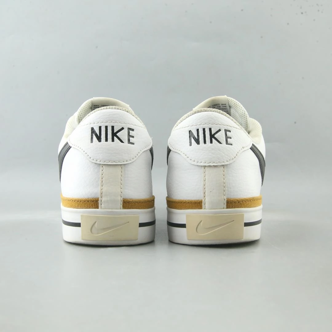NIKE COURT LEGACY