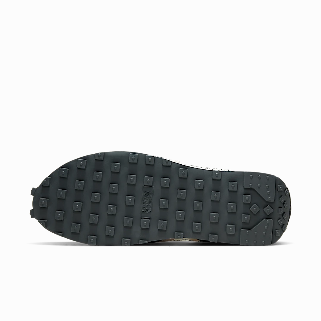 Nike Daybreak Type Summit White Light Orewood Brown