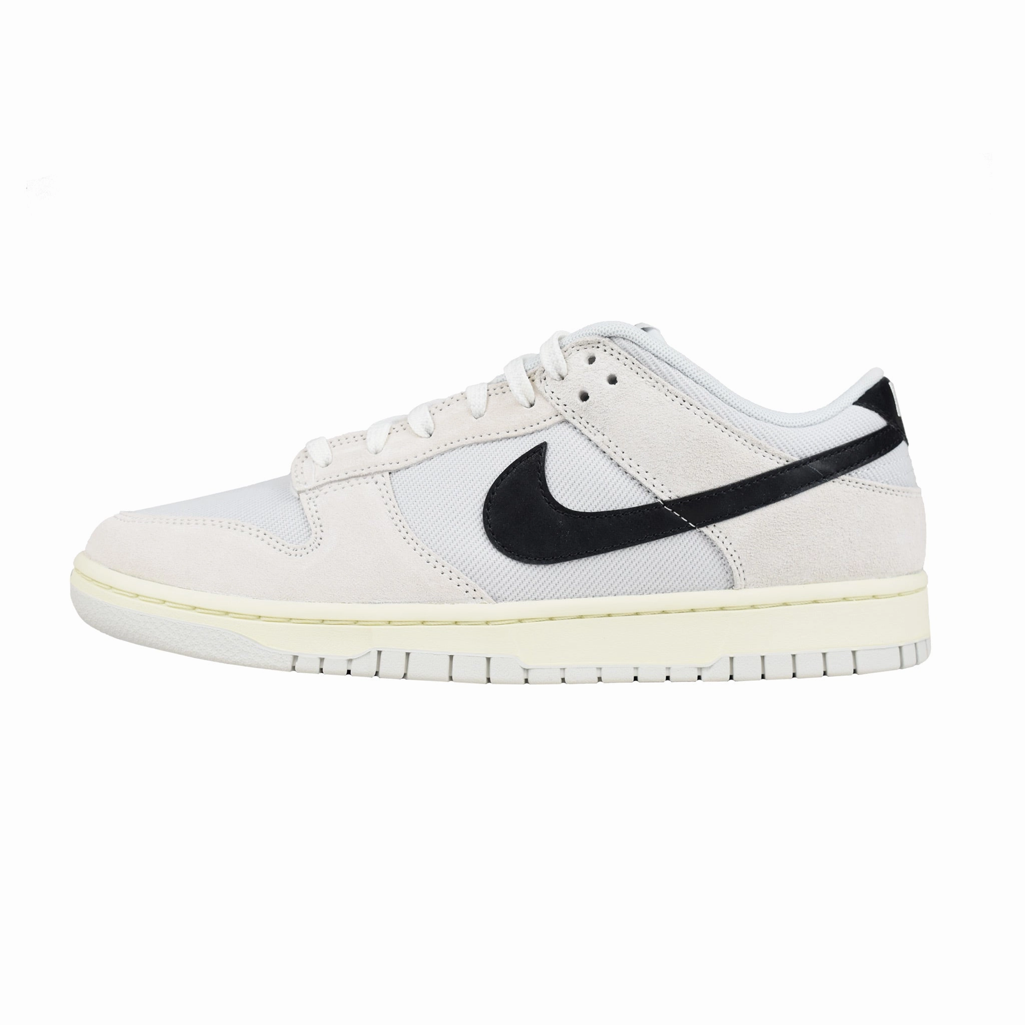 Nike Dunk Low - Certified Fresh