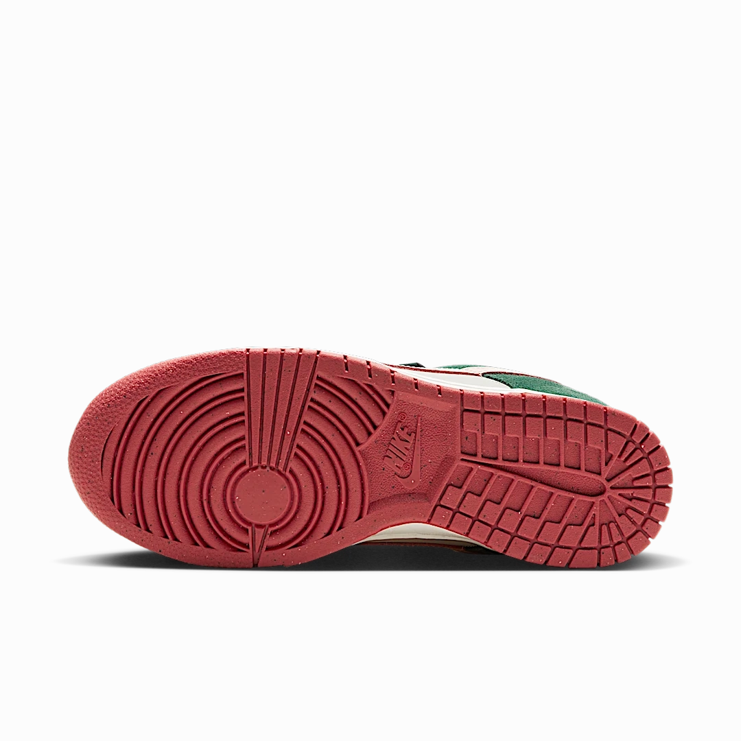 Nike Dunk Low SE All Petals United Fir Green