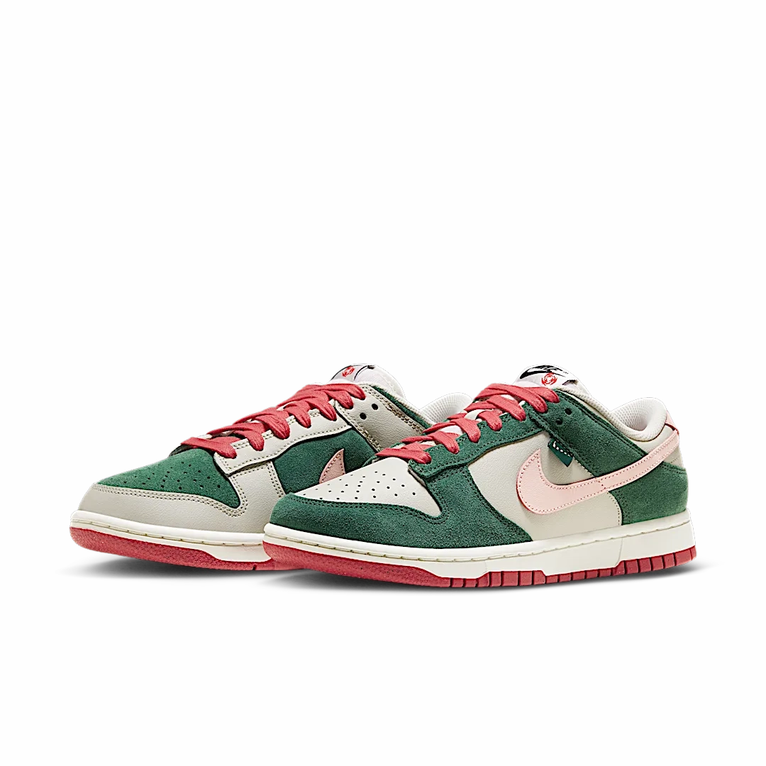 Nike Dunk Low SE All Petals United Fir Green