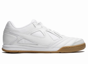 Nike Gato