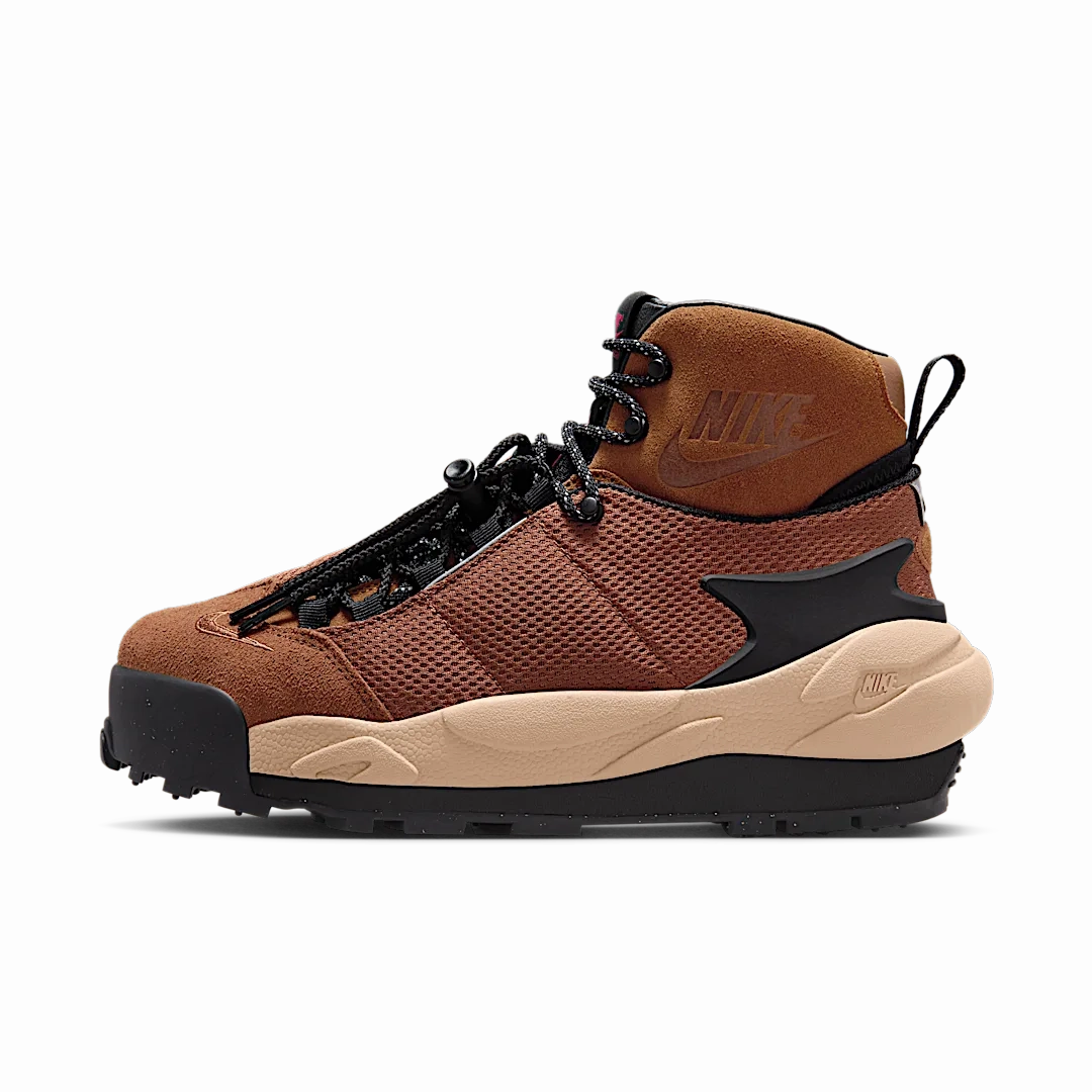 Nike Magmascape SP sacai Light British Tan
