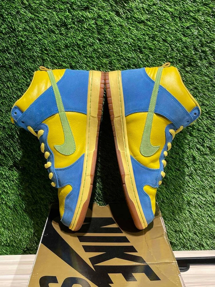 Nike SB Dunk High Marge Simpson SZ 10.5..
