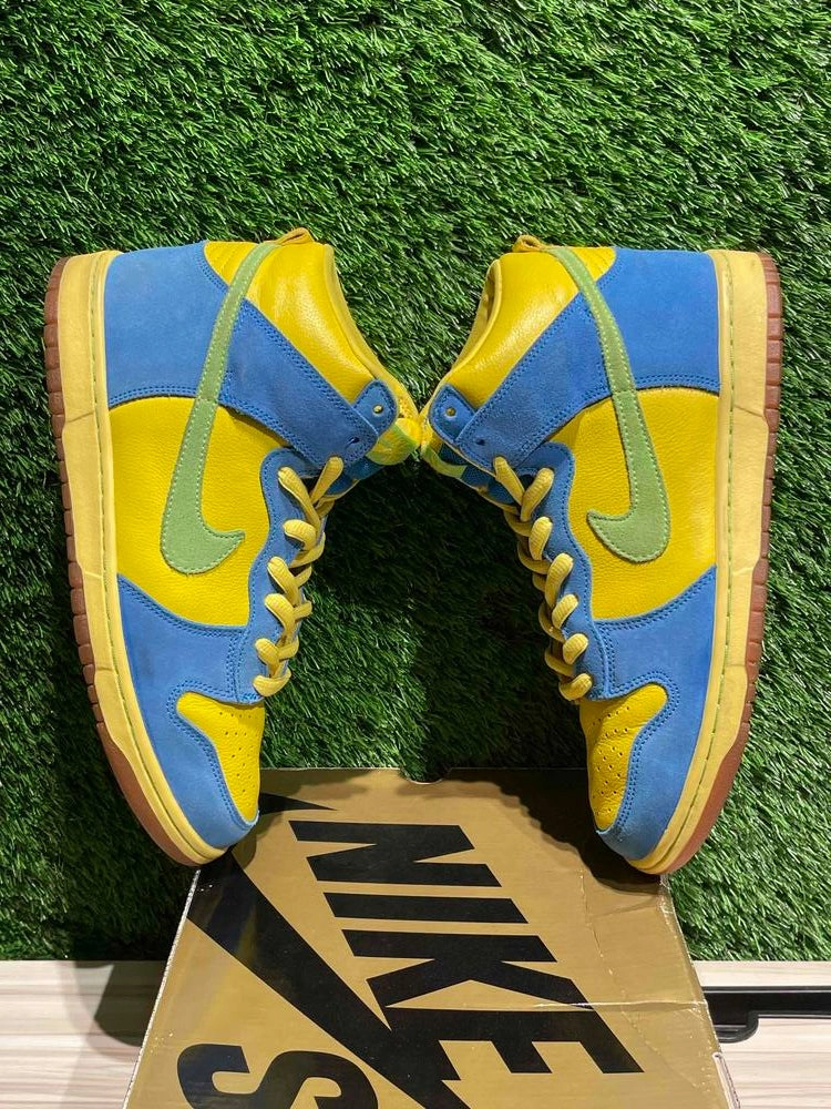 Nike SB Dunk High Marge Simpson SZ 10.5..
