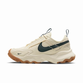 Nike TC 7900 Pale Ivory Gum Light Brown Armory Navy