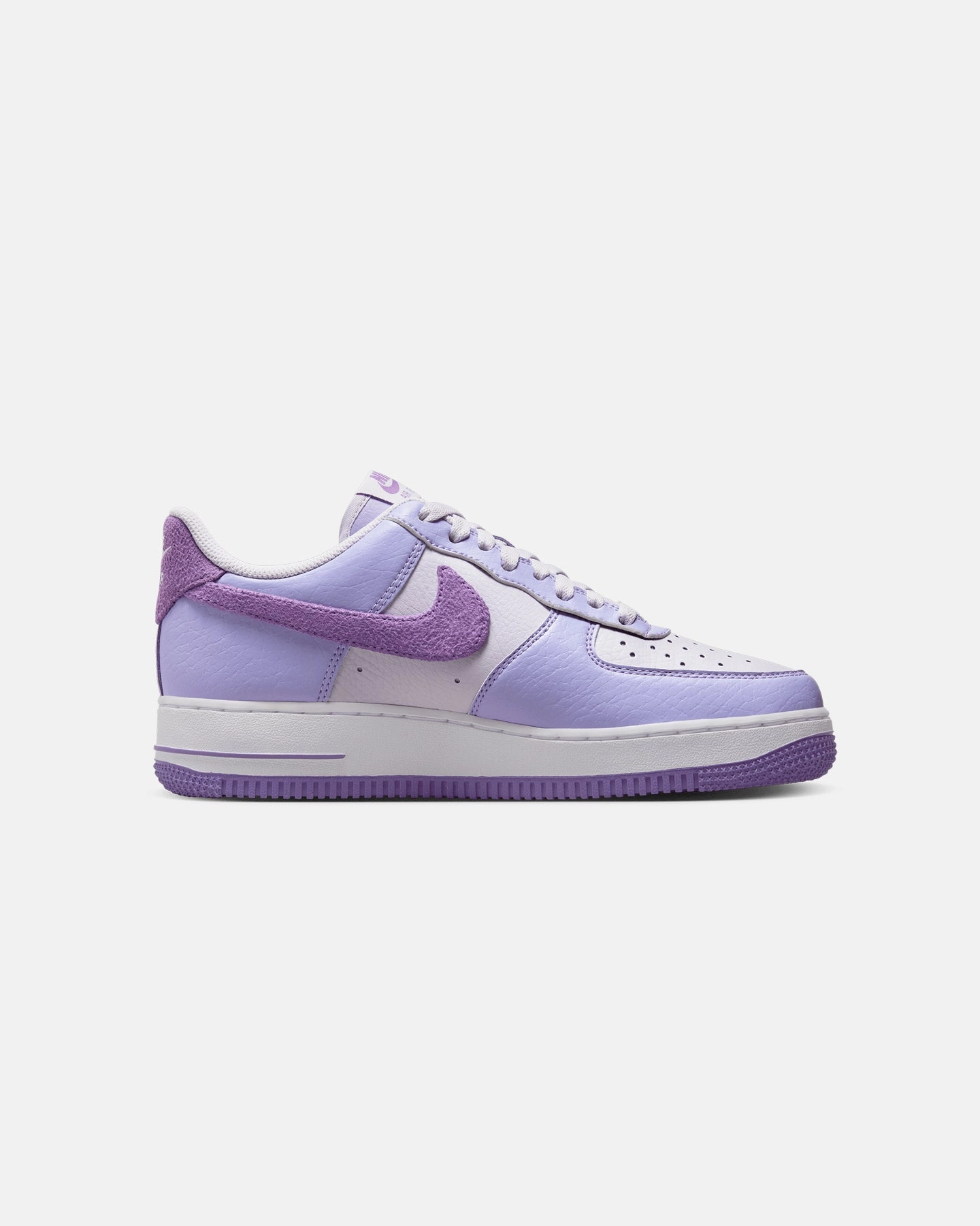 Nike Women's Air Force 1 '07 Next Nature Hydrangeas/Black