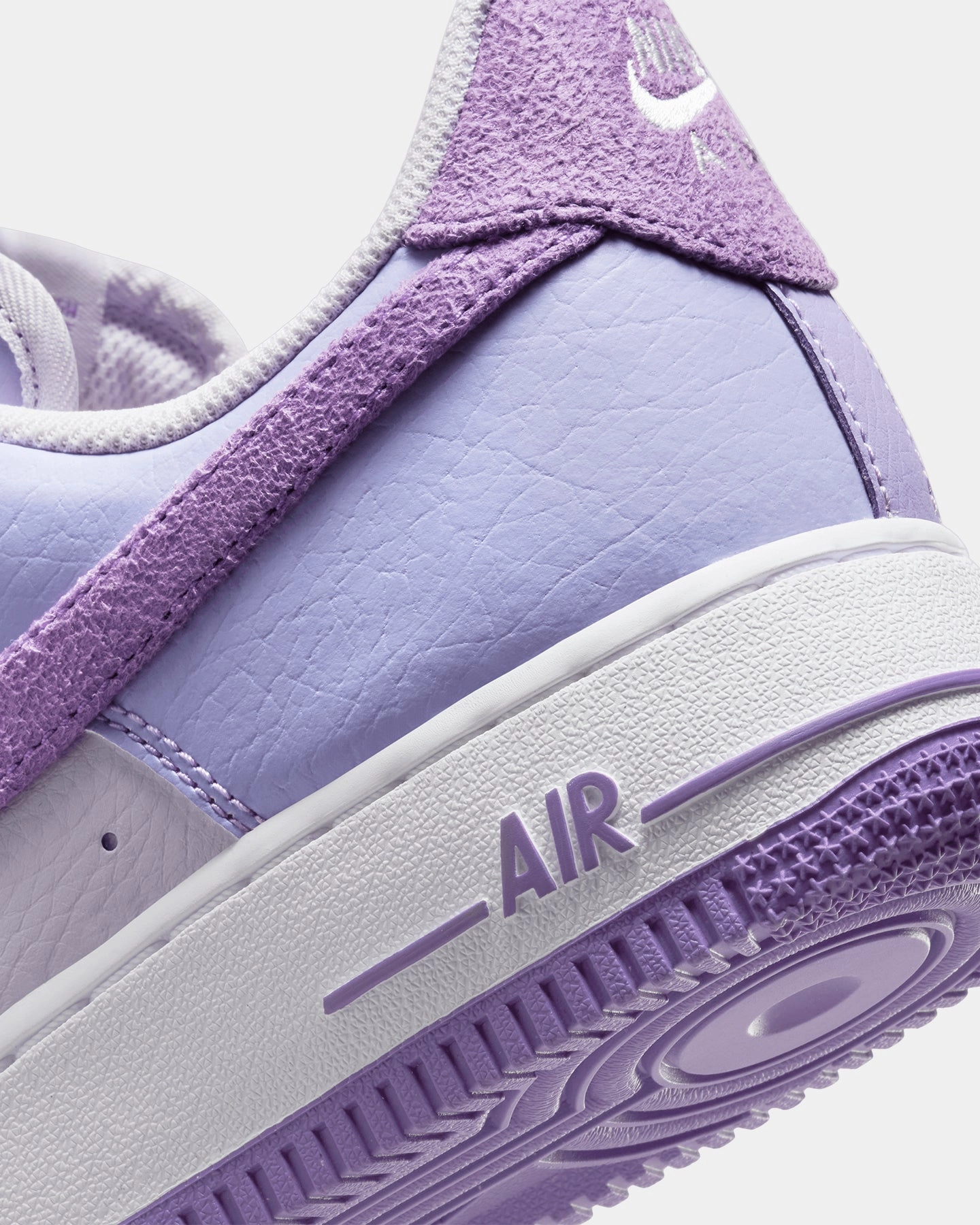 Nike Women's Air Force 1 '07 Next Nature Hydrangeas/Black