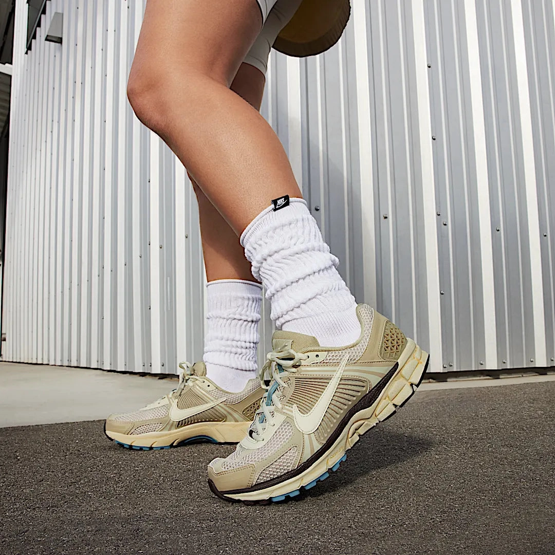 Nike Zoom Vomero 5 Oatmeal