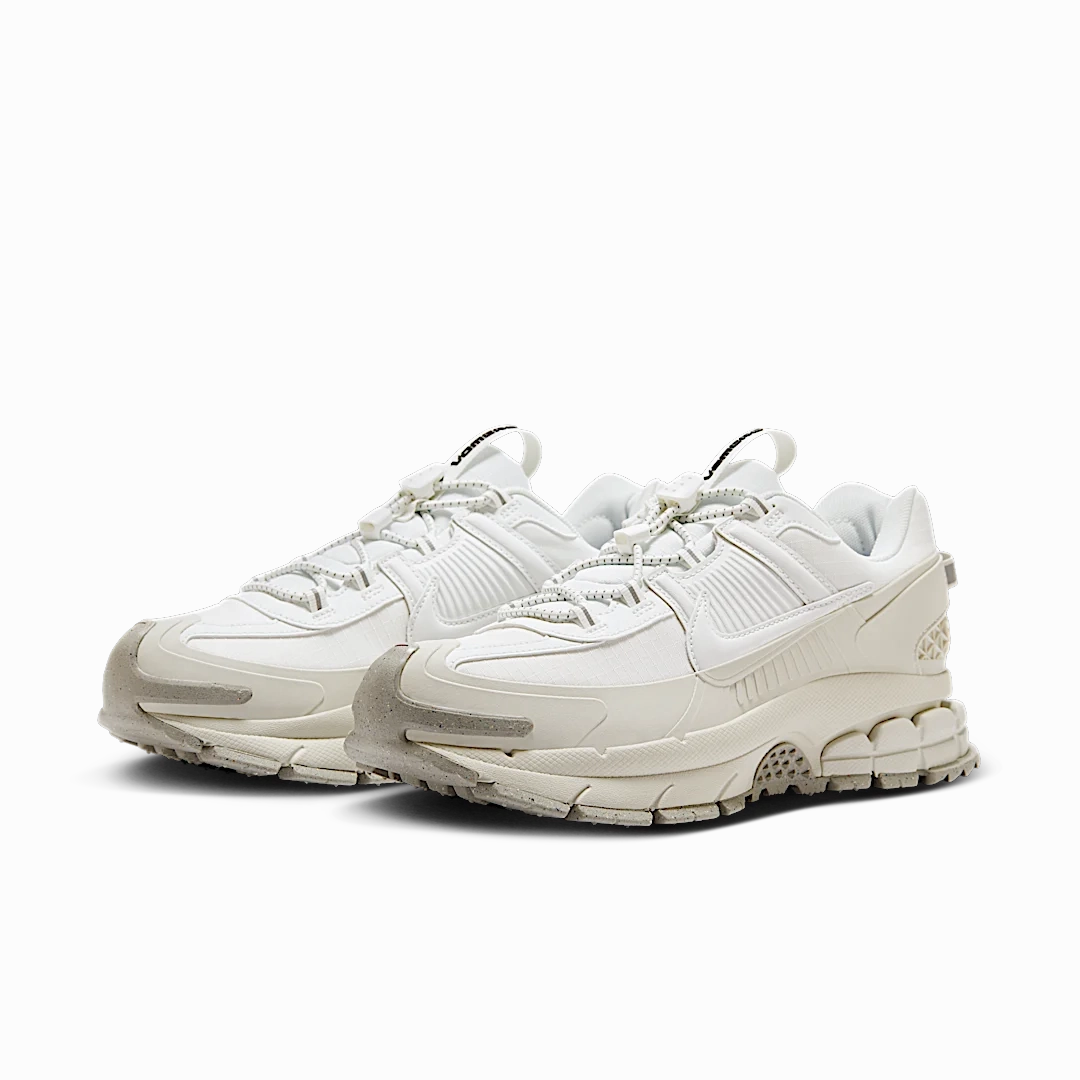 Nike Zoom Vomero Roam Summit White Light Bone Light Iron Ore