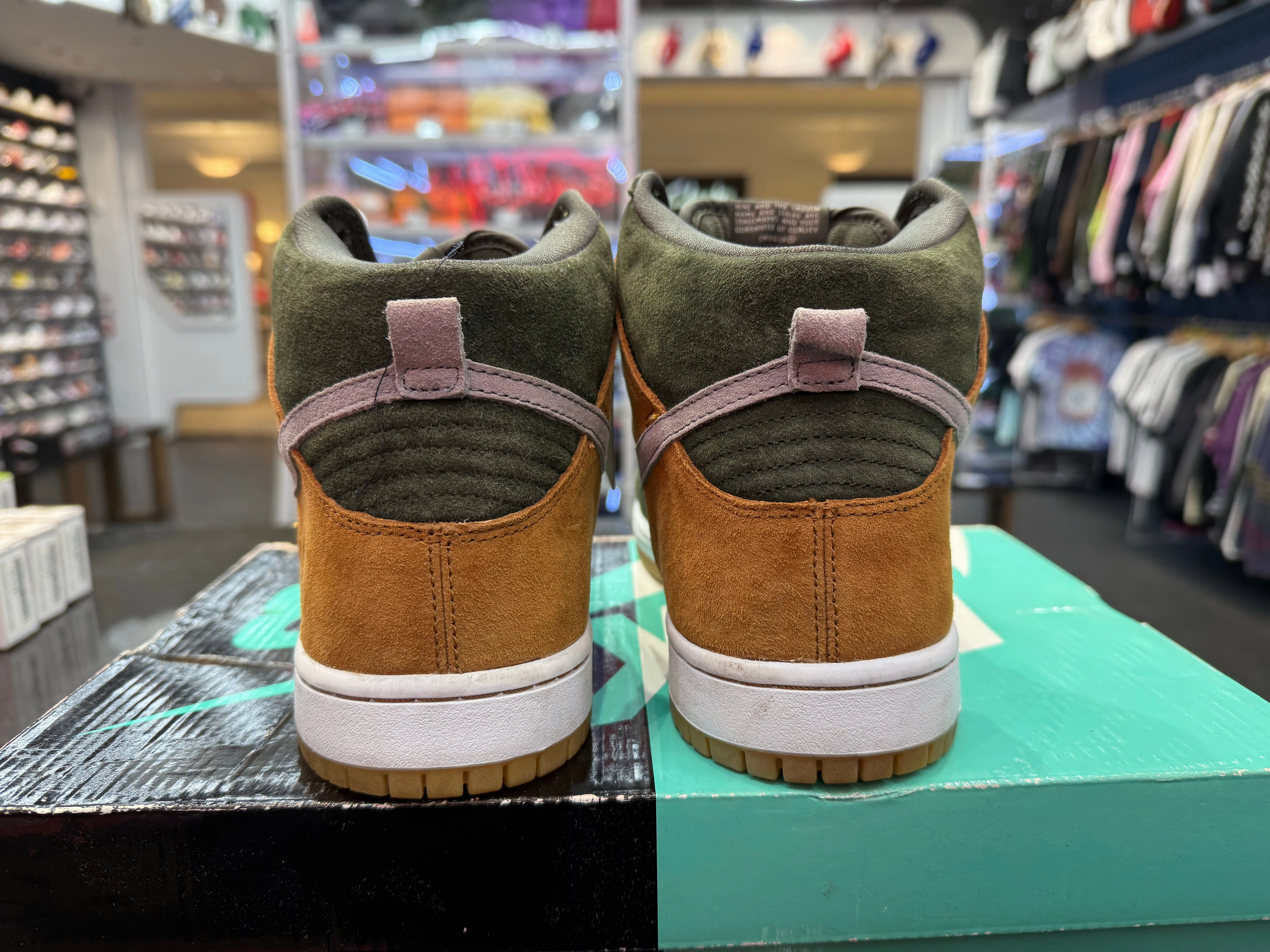 PRE OWNED Nike SB Dunk High Homegrown Ale Brown