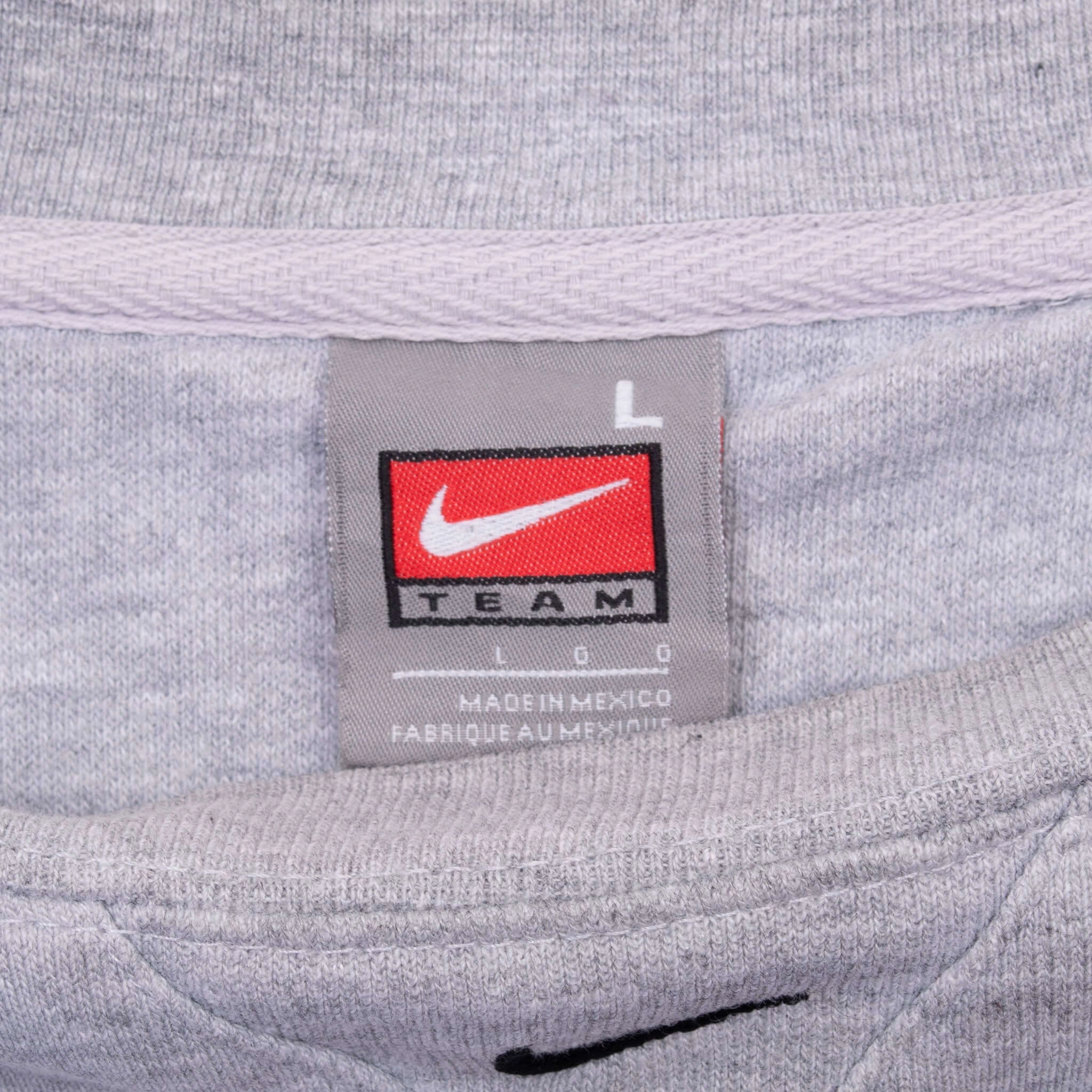 VINTAGE NIKE CENTER SWOOSH GREY CREWNECK SWEATSHIRT 2000S LARGE
