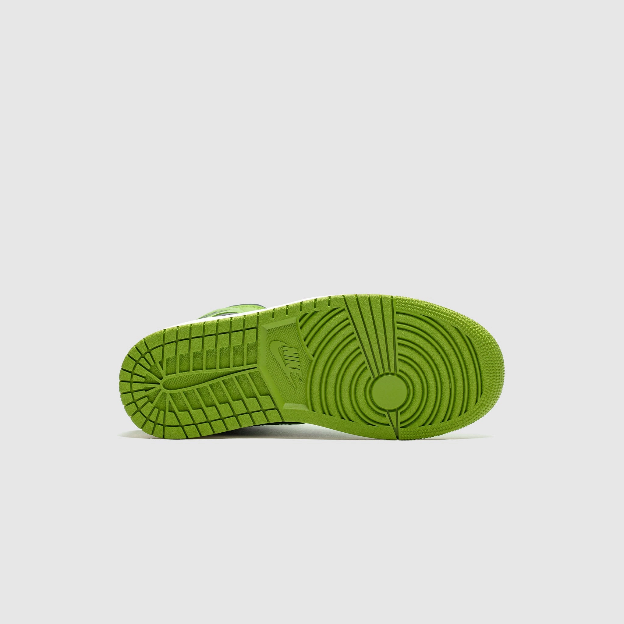 WMNS AIR JORDAN 1 MID SE ALTITUDE GREEN