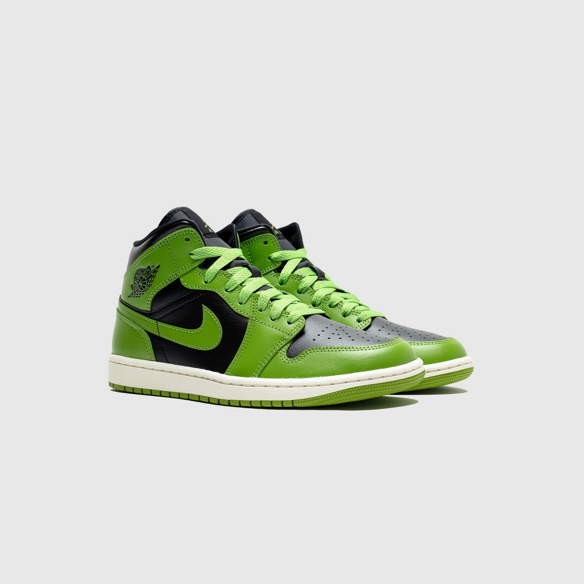 WMNS AIR JORDAN 1 MID SE ALTITUDE GREEN